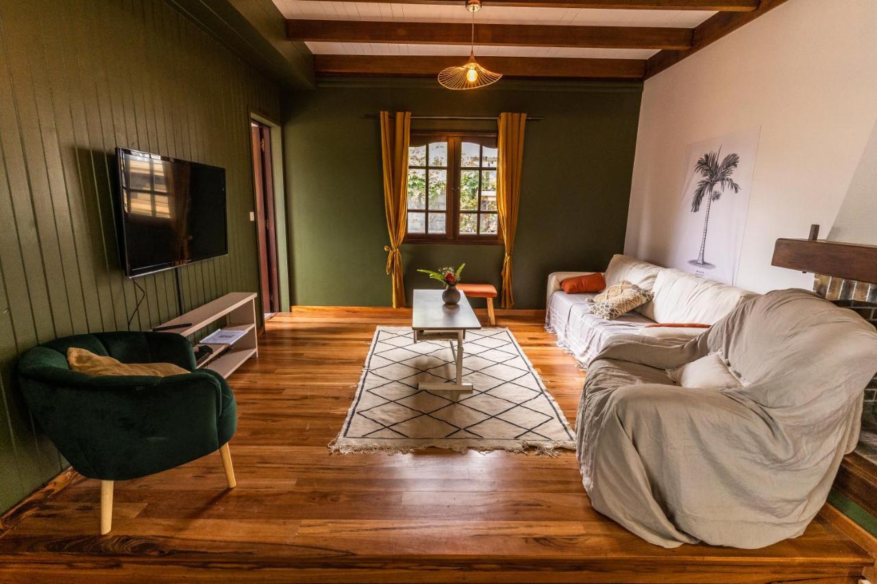 Magnifique Villa Creole Villa Ti Bout Bois Avec Cheminee Au Tevelave Les Avirons Экстерьер фото
